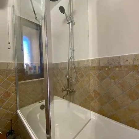 Apartment Aura 1